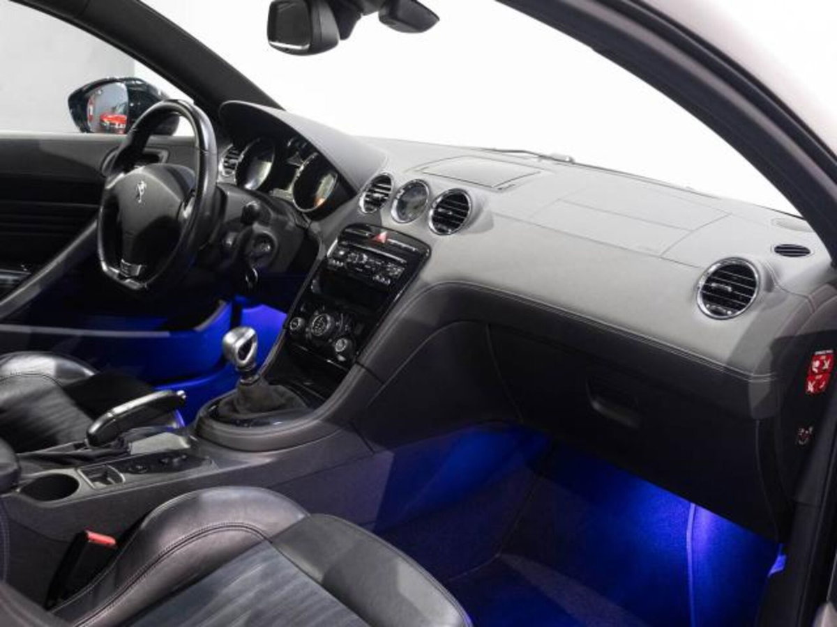 Peugeot RCZ 1.6 THP 200CV (11)
