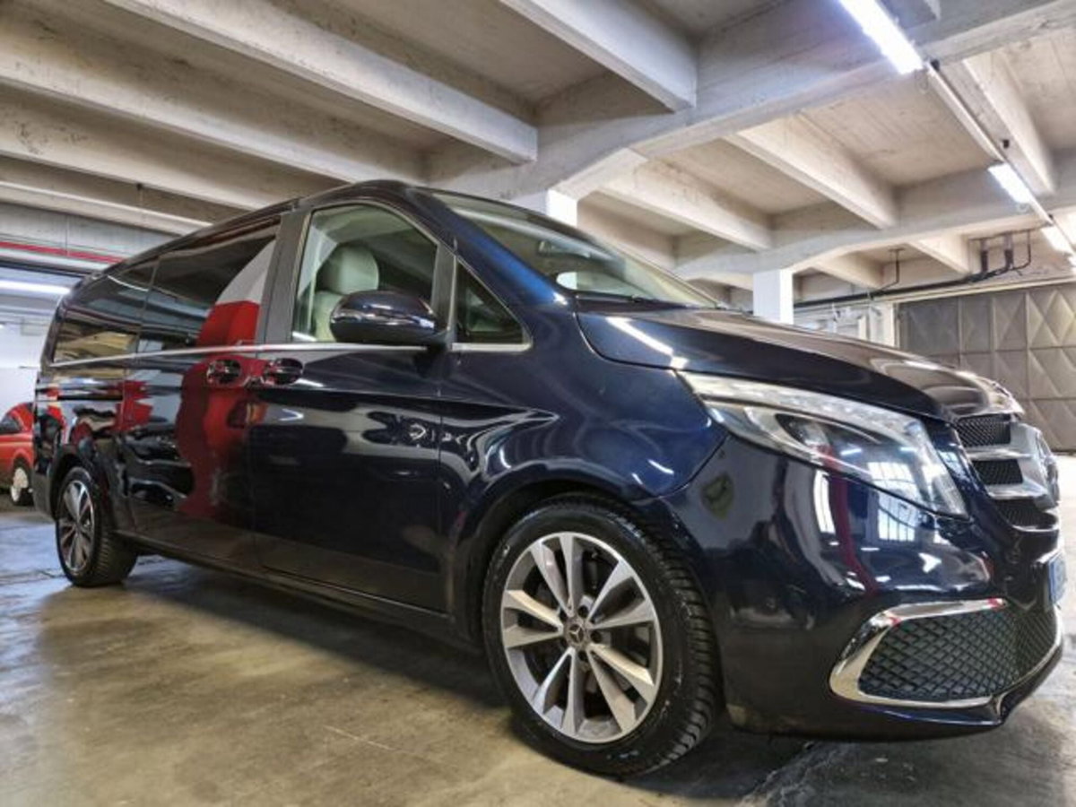 Mercedes-Benz Classe V 220 d Premium Extralong (16)