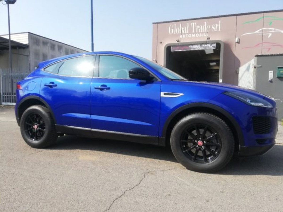 Jaguar E-Pace 2.0D 150 CV AWD aut. (2)