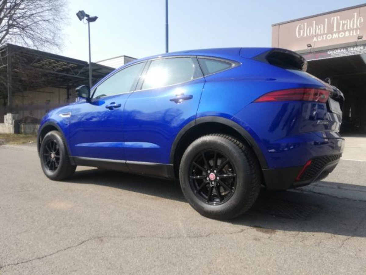 Jaguar E-Pace 2.0D 150 CV AWD aut. (8)