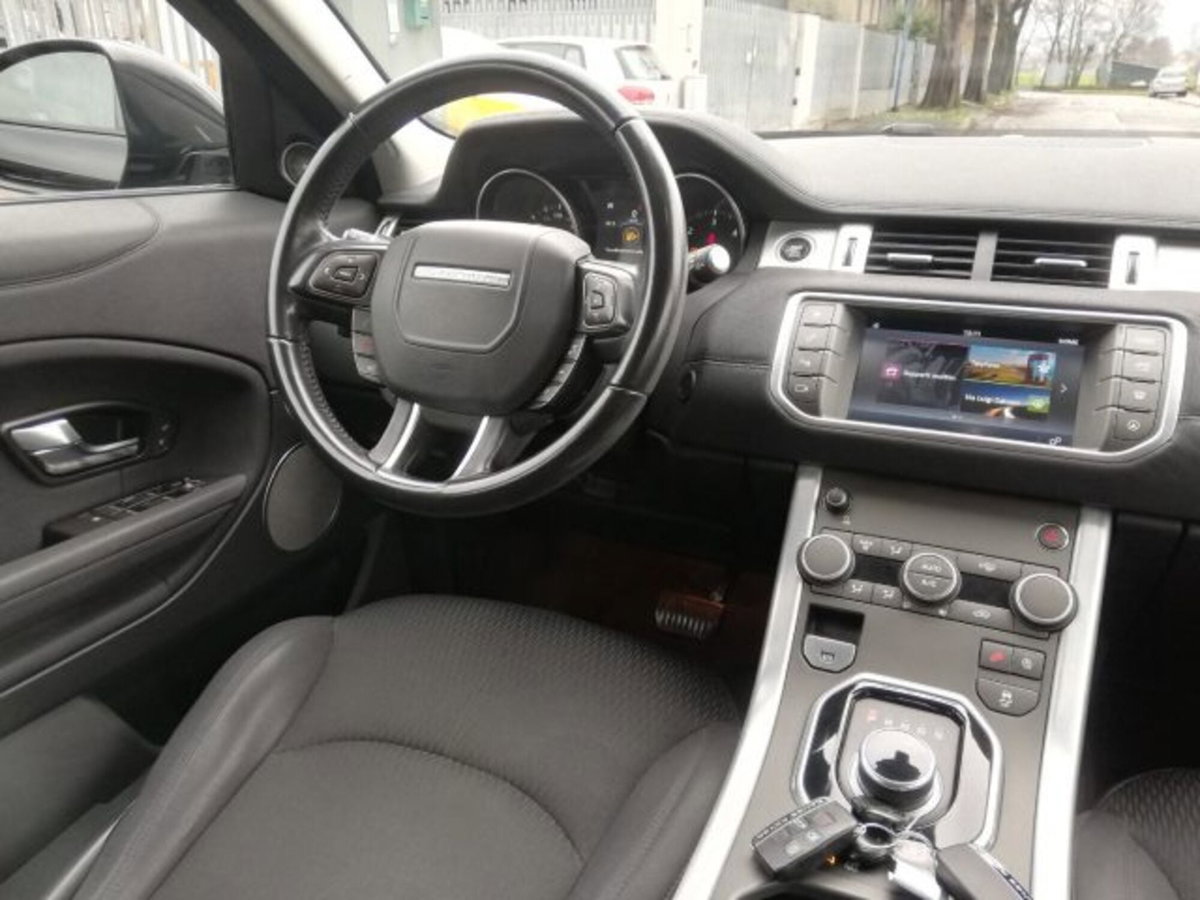 Land Rover Range Rover Evoque 2.0 eD4 5p. Pure (11)