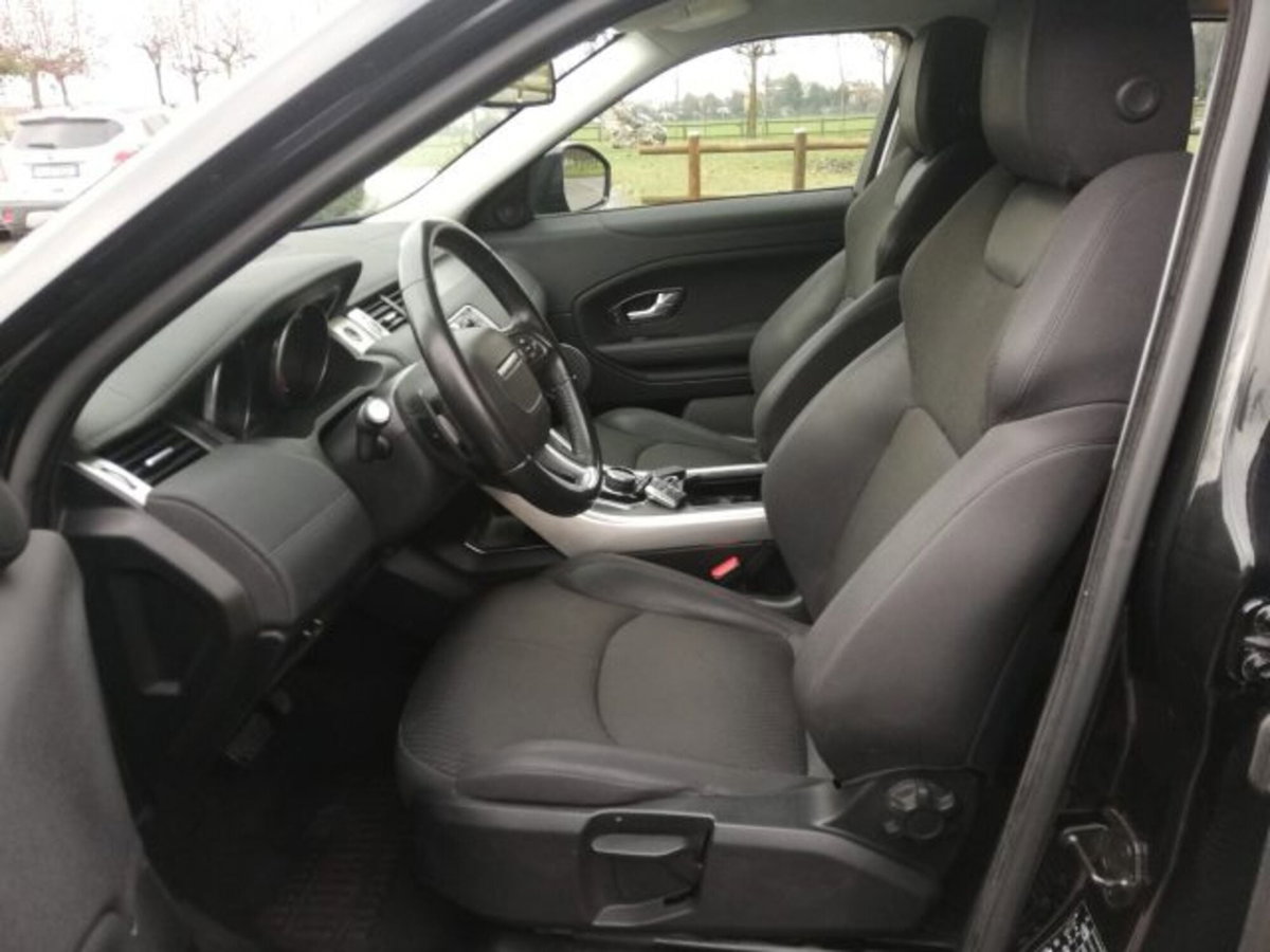 Land Rover Range Rover Evoque 2.0 eD4 5p. Pure (19)