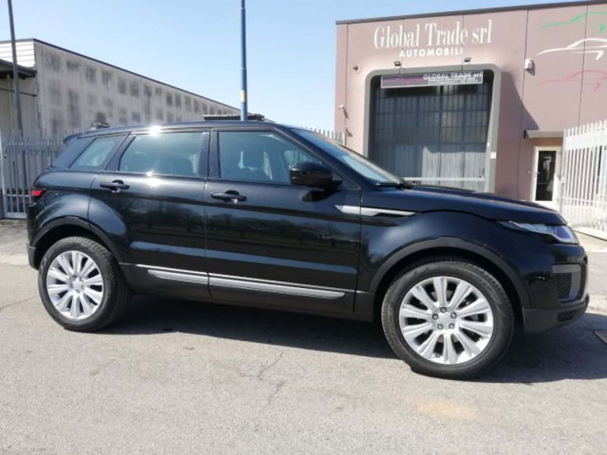 Land Rover Range Rover Evoque 2.0 eD4 5p. Pure (2)