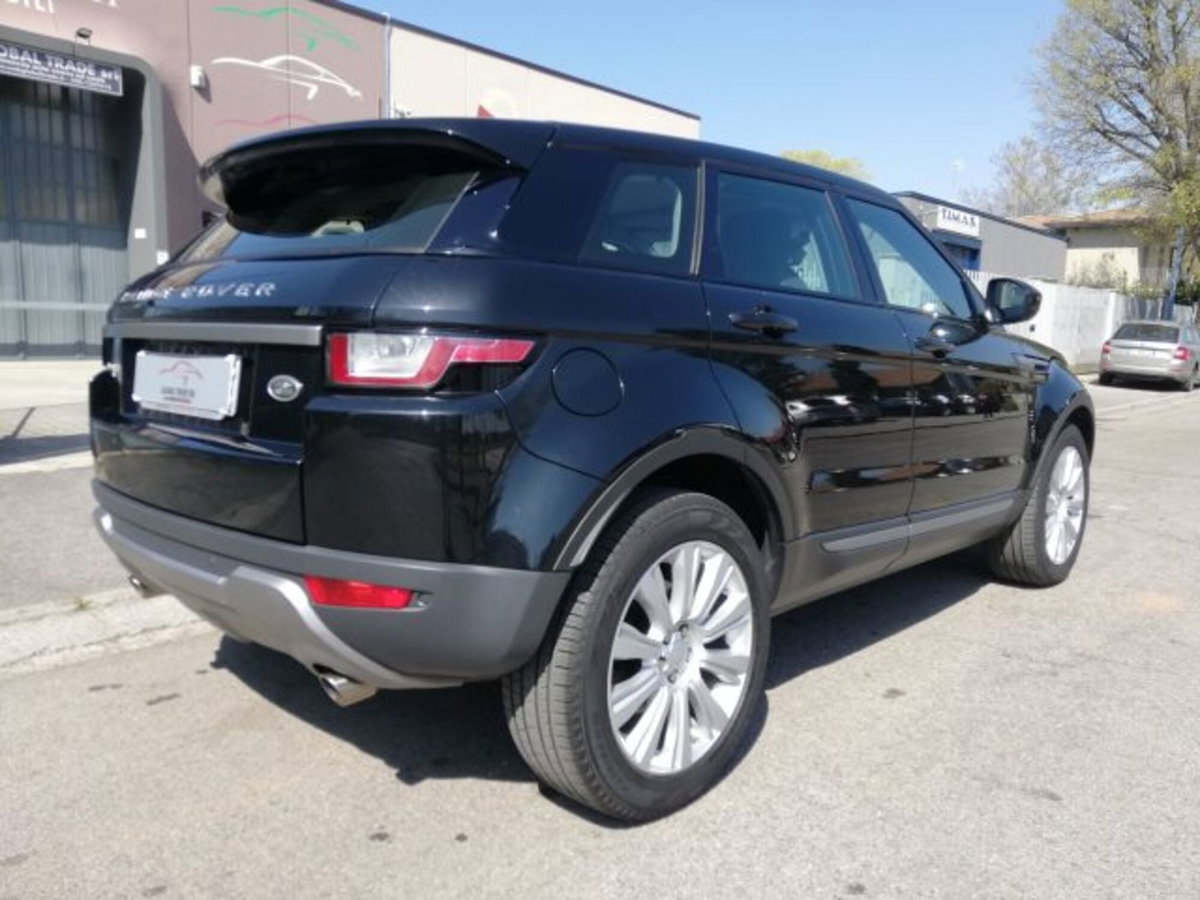 Land Rover Range Rover Evoque 2.0 eD4 5p. Pure (4)