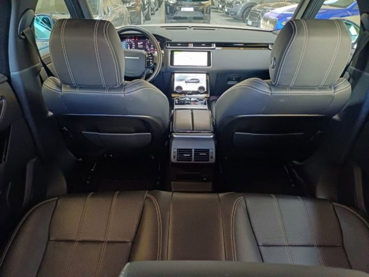 Land Rover Range Rover Velar 2.0D I4 180 CV R-Dynamic S (17)
