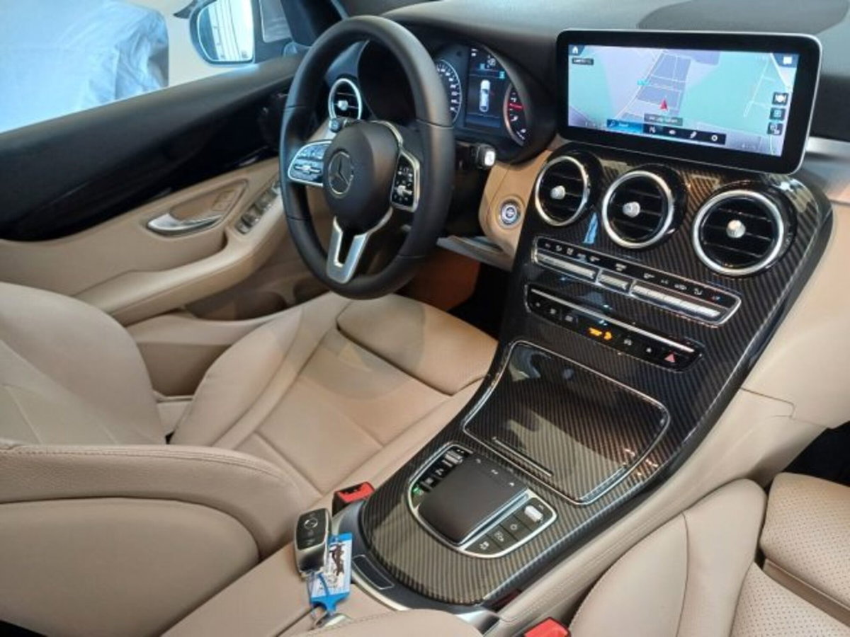 Mercedes-Benz GLC Coupé 300 d 4Matic Coupé Sport (20)