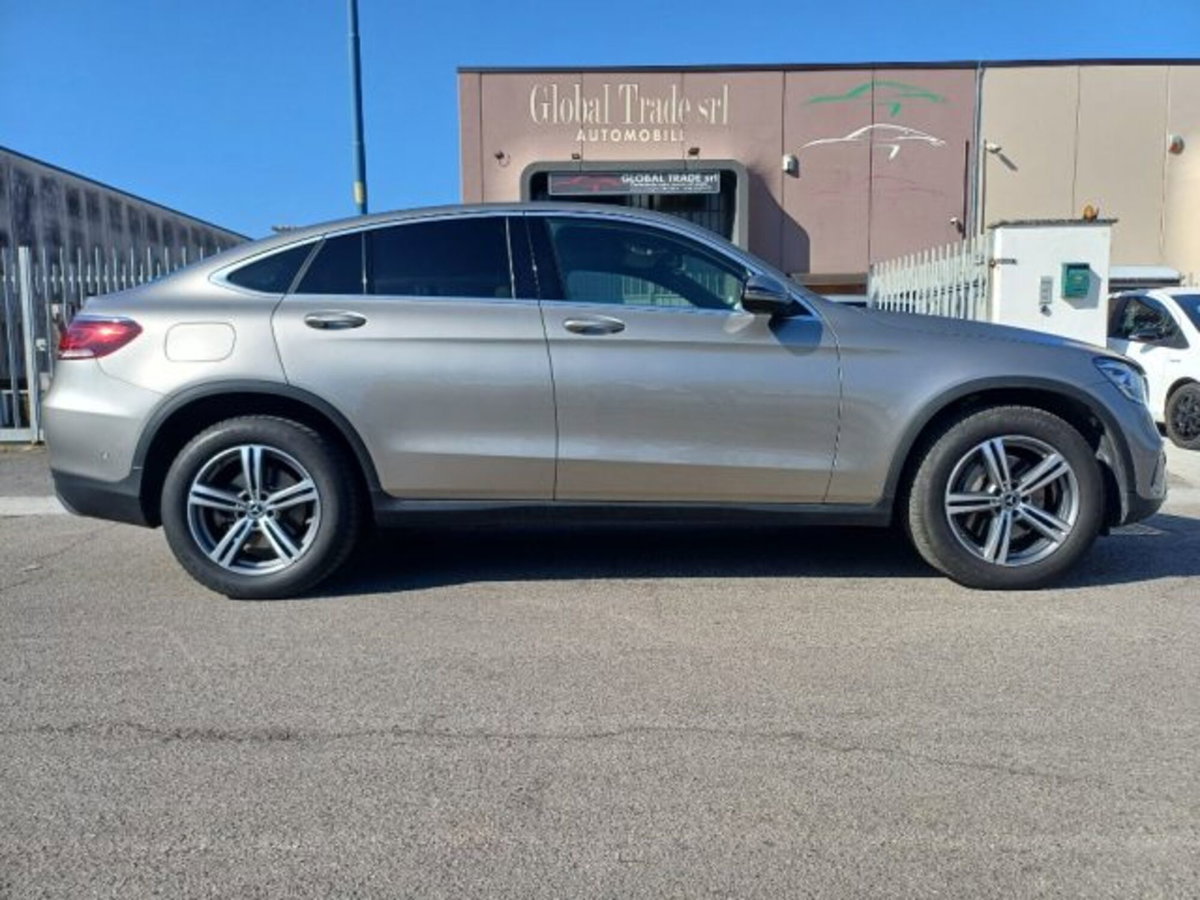 Mercedes-Benz GLC Coupé 300 d 4Matic Coupé Sport (9)