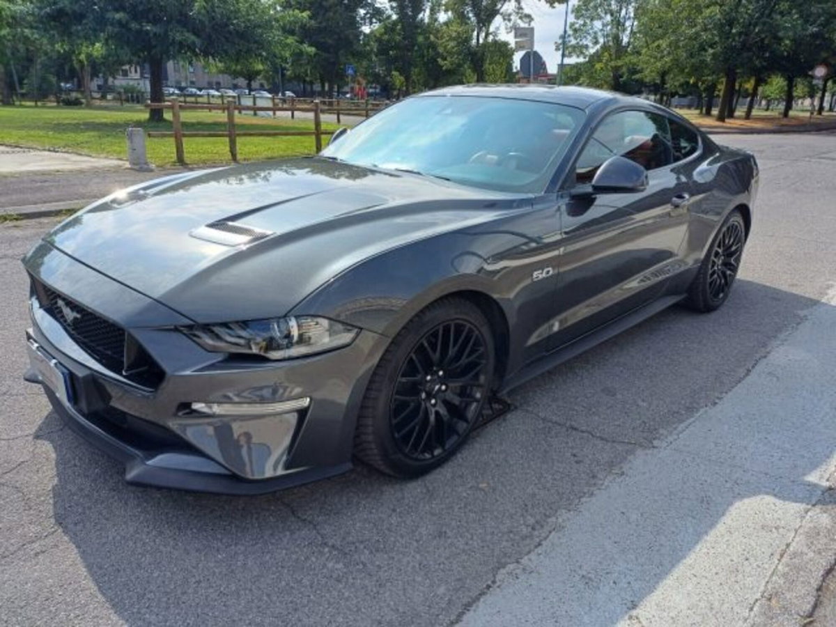 Ford Mustang Coupé Fastback 5.0 V8 aut. GT (11)