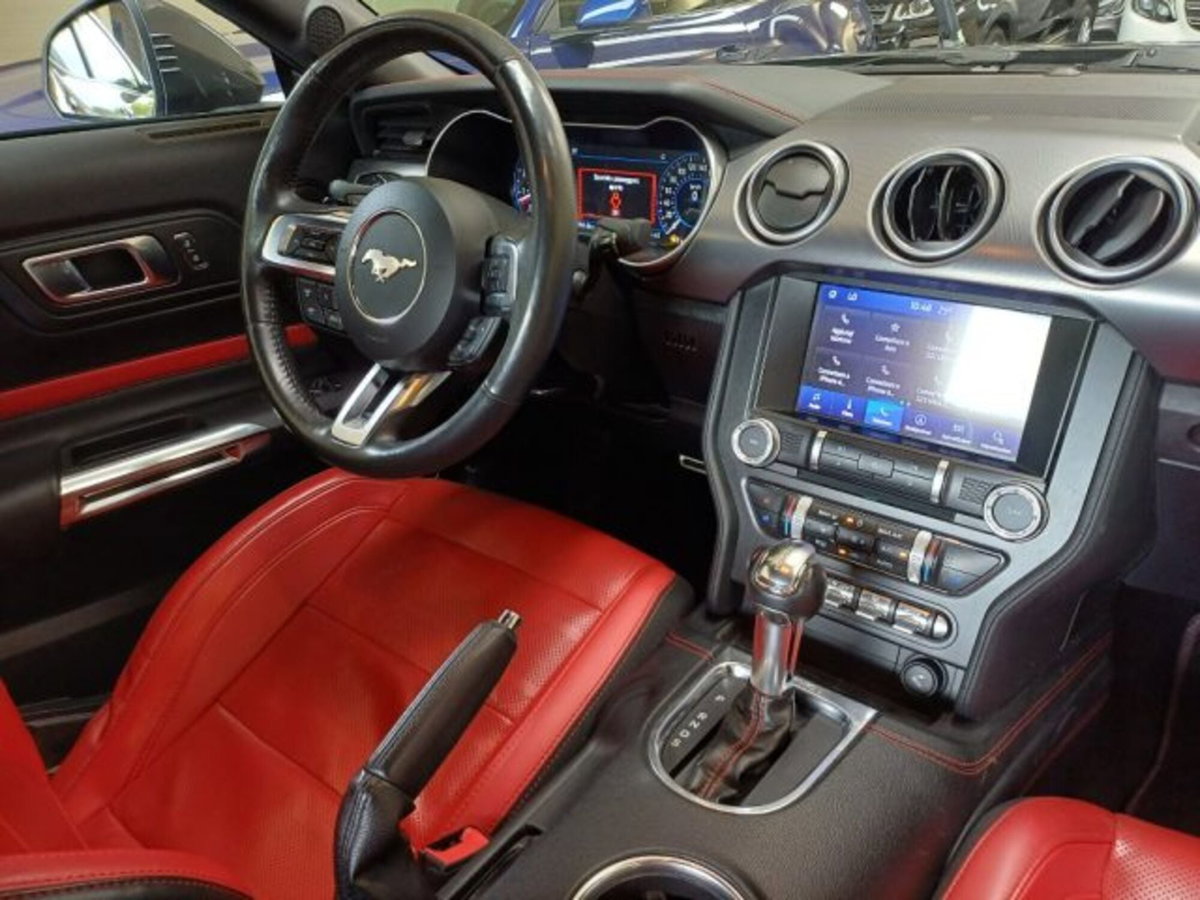 Ford Mustang Coupé Fastback 5.0 V8 aut. GT (14)