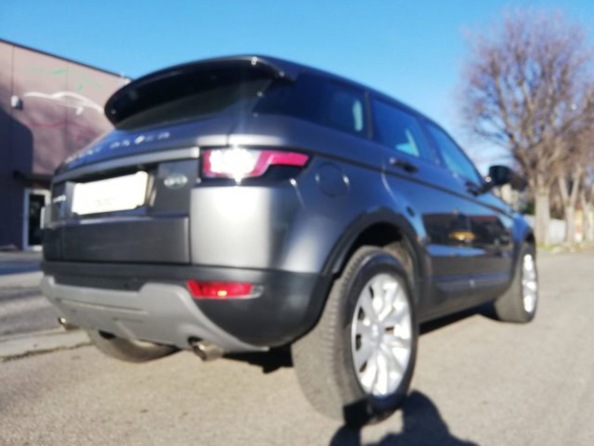 Land Rover Range Rover Evoque 2.0 eD4 5p. Pure (4)