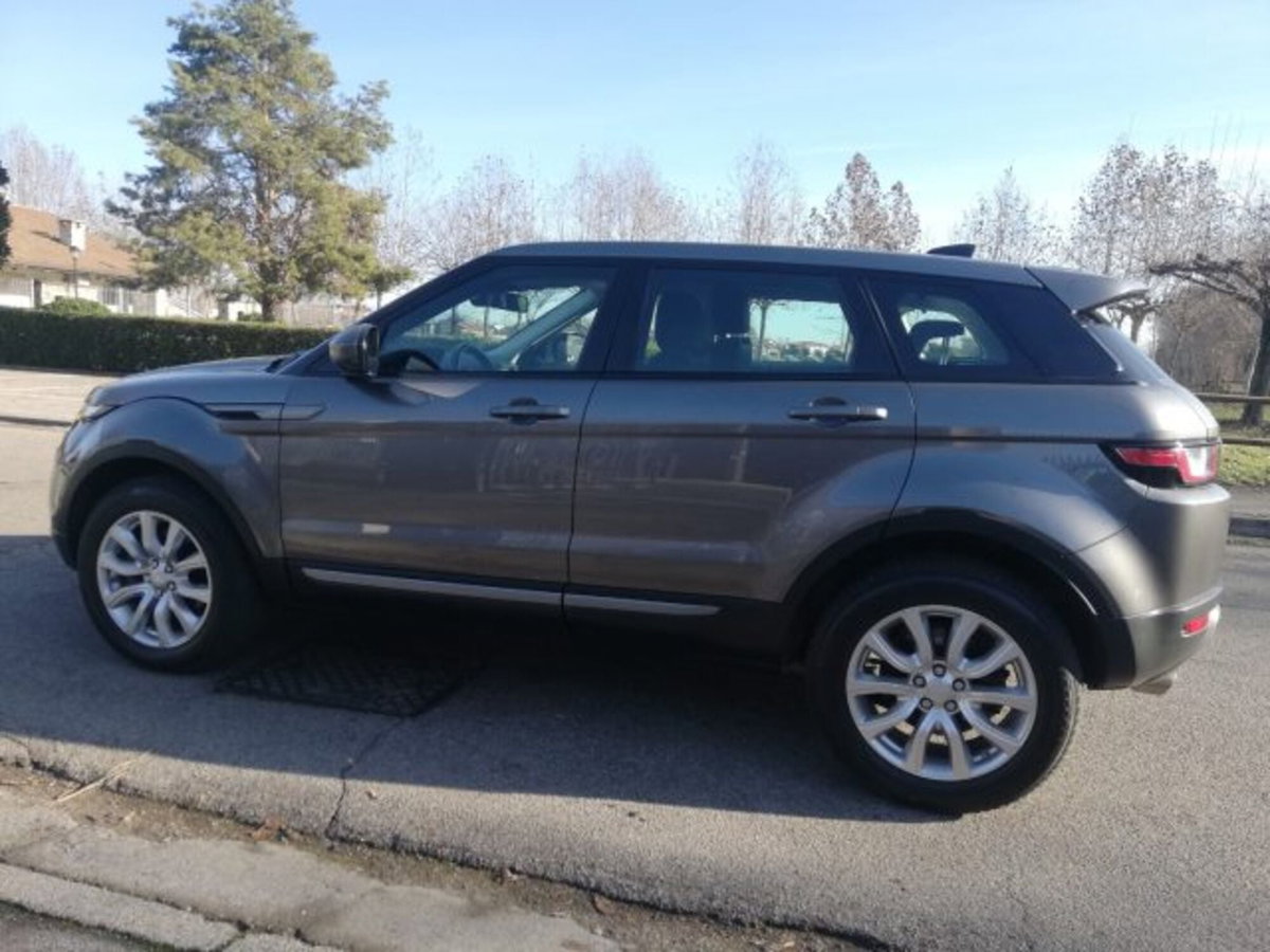 Land Rover Range Rover Evoque 2.0 eD4 5p. Pure (5)