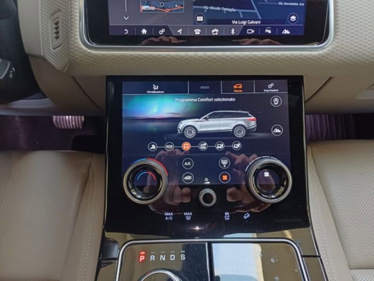 Land Rover Range Rover Velar 2.0D I4 180 CV R-Dynamic HSE (14)