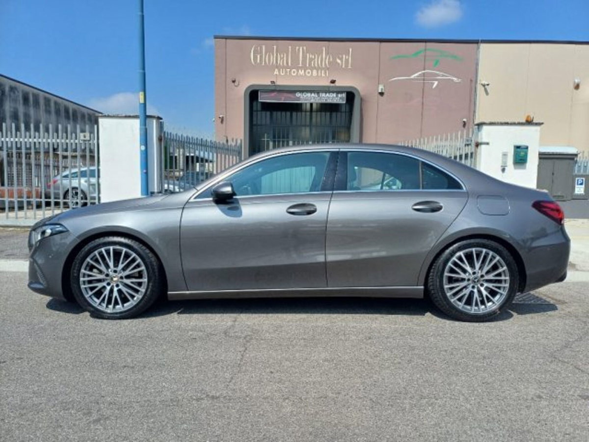 Mercedes-Benz Classe A Sedan 220 d Automatic 4Matic 4p. Business (7)