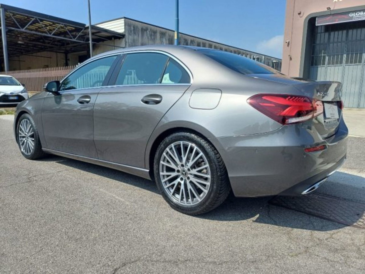 Mercedes-Benz Classe A Sedan 220 d Automatic 4Matic 4p. Business (8)