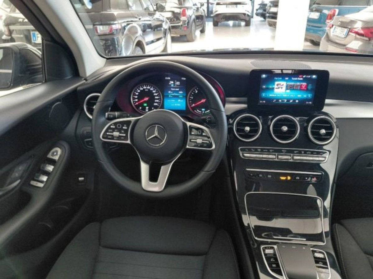 Mercedes-Benz GLC SUV 300 de 4Matic EQ-Power Business (11)