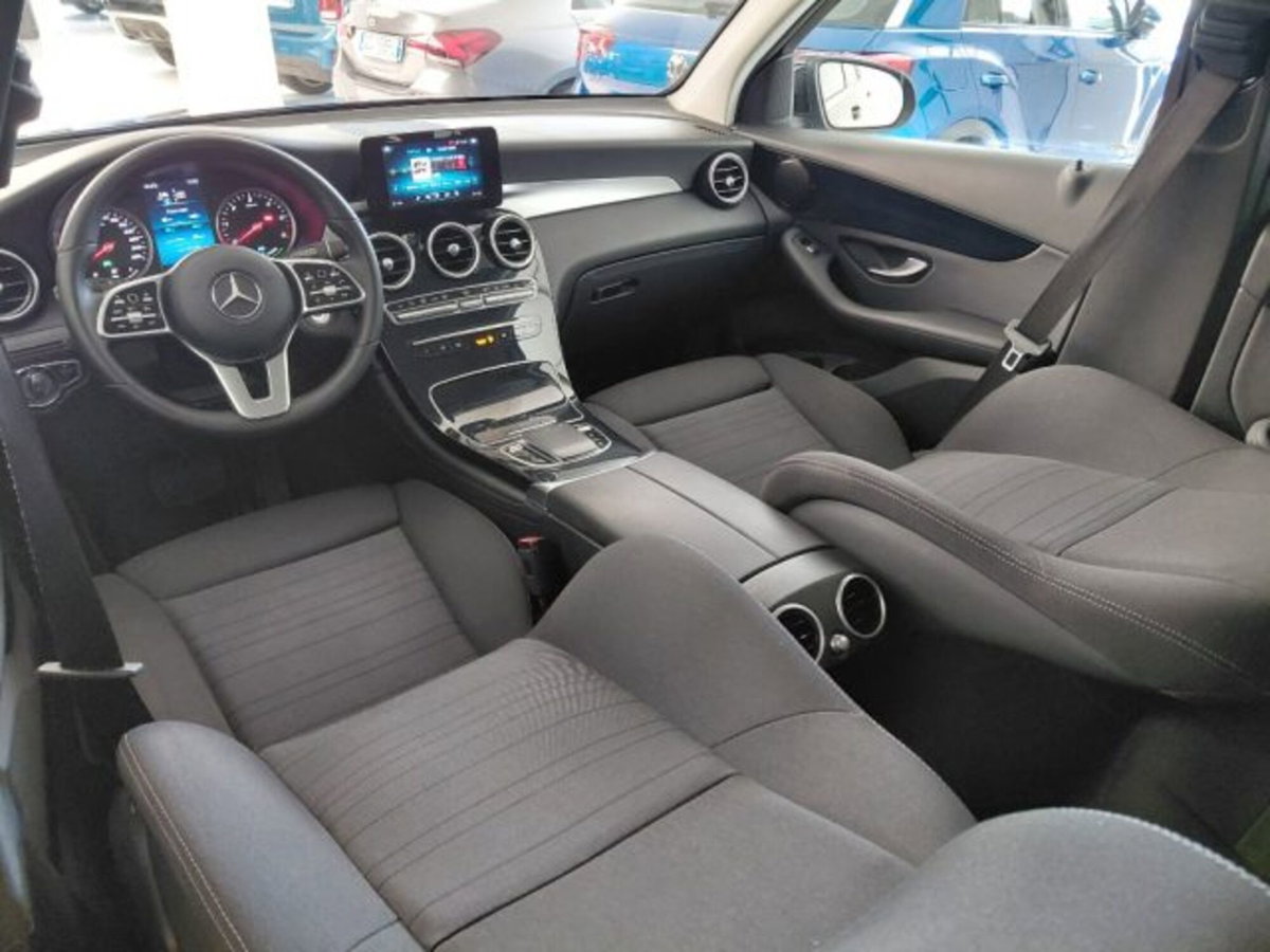 Mercedes-Benz GLC SUV 300 de 4Matic EQ-Power Business (17)