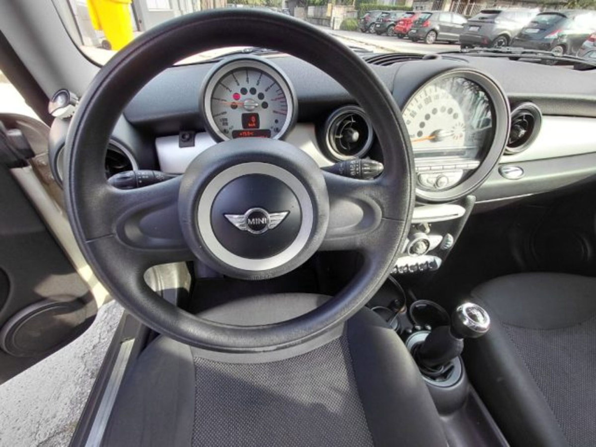 MINI Mini 1.4 16V One (55kW) (14)
