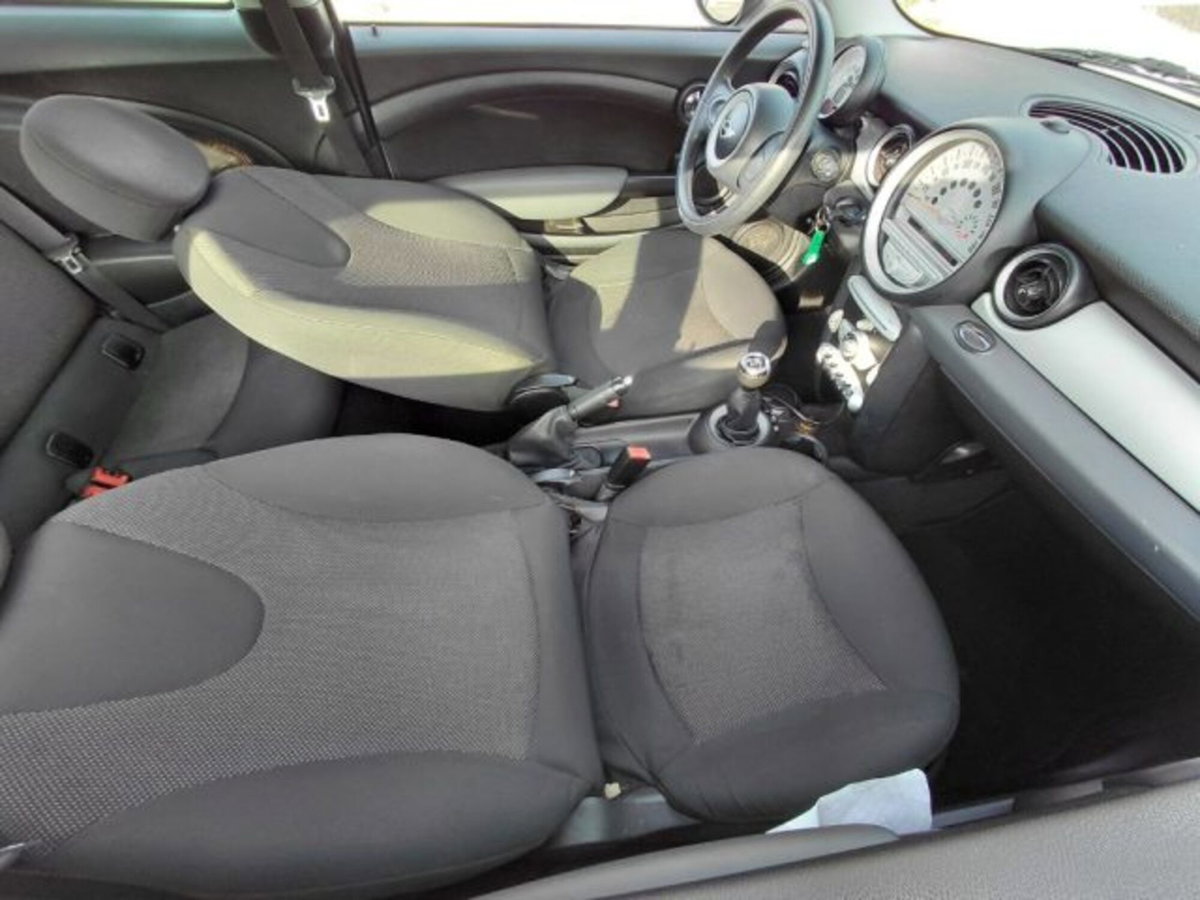 MINI Mini 1.4 16V One (55kW) (20)