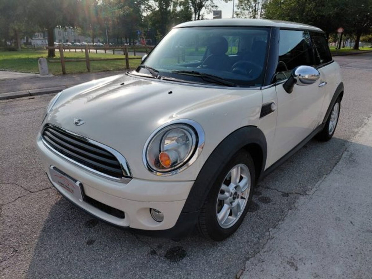 MINI Mini 1.4 16V One (55kW) (7)