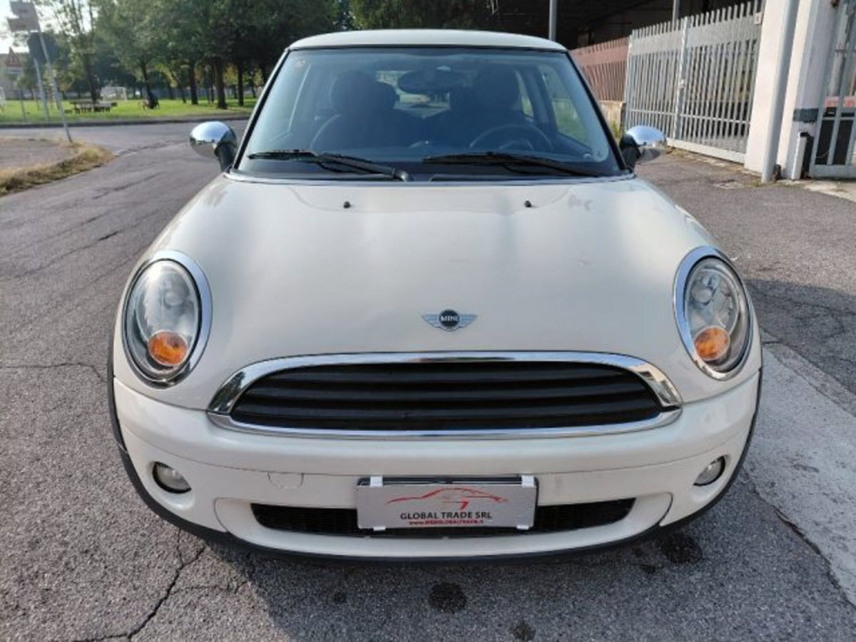 MINI Mini 1.4 16V One (55kW) (8)