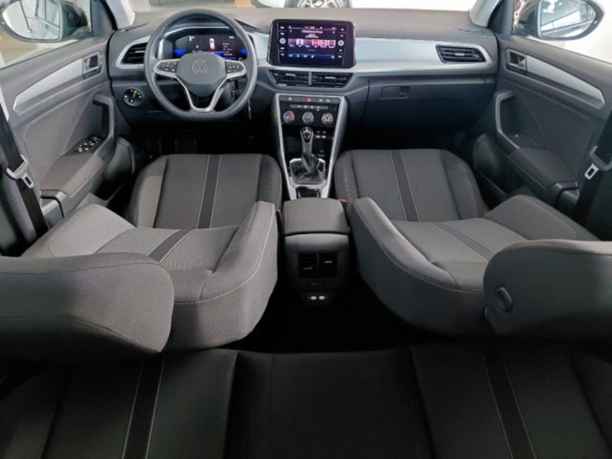 Volkswagen T-Roc 1.5 tsi Life dsg (9)