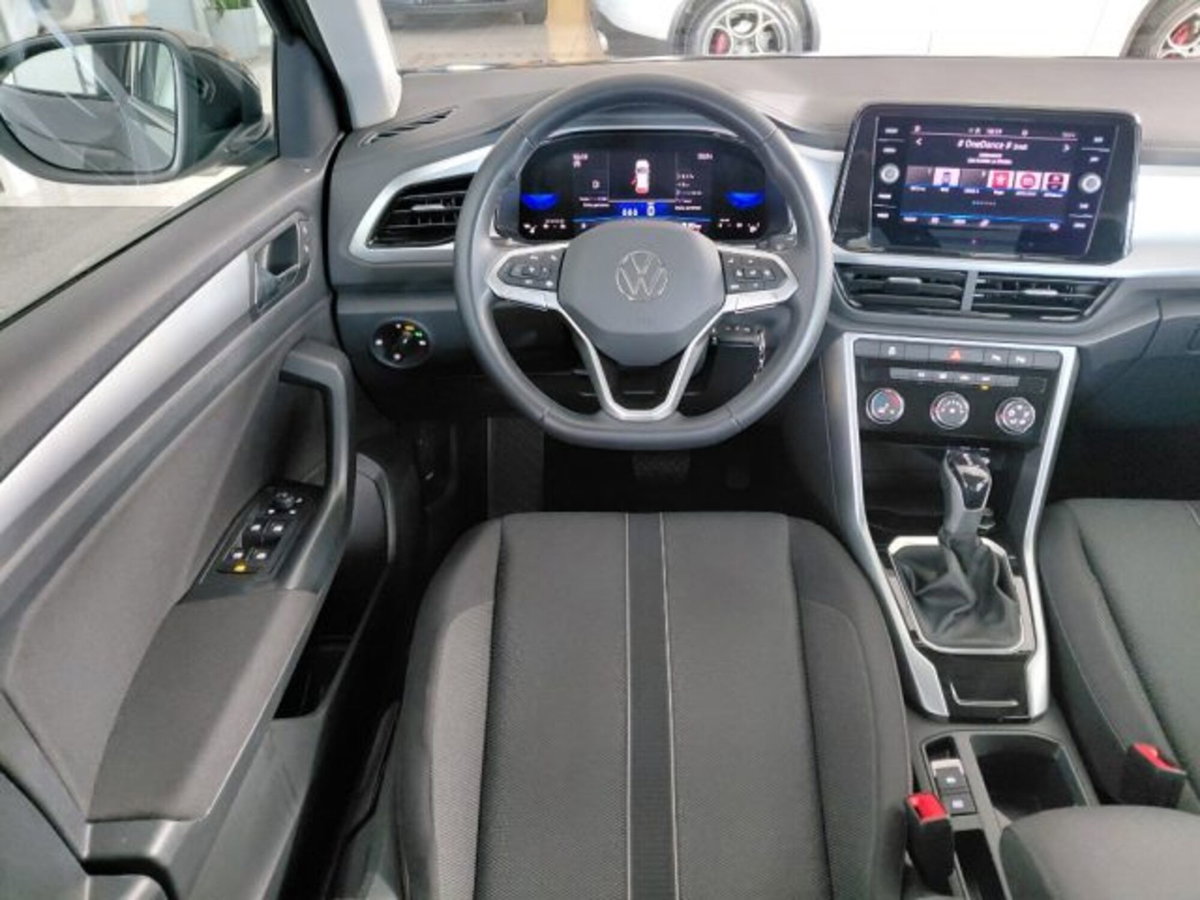 Volkswagen T-Roc 1.5 tsi Life dsg (12)