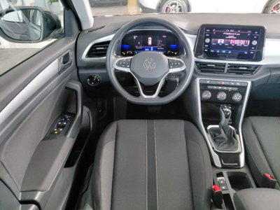 Volkswagen T-Roc 1.5 tsi Life dsg (12)