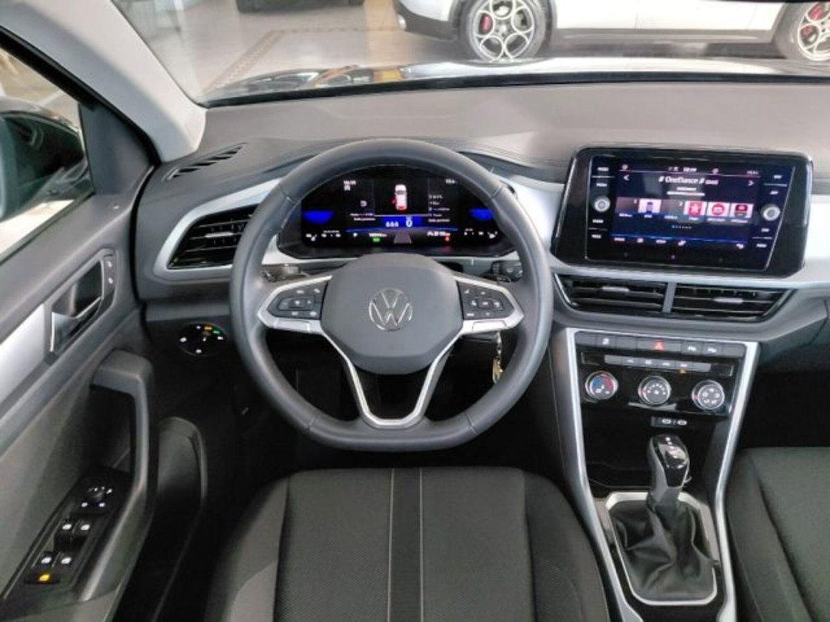Volkswagen T-Roc 1.5 tsi Life dsg (13)