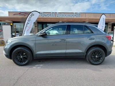 Volkswagen T-Roc 1.5 tsi Life dsg (2)