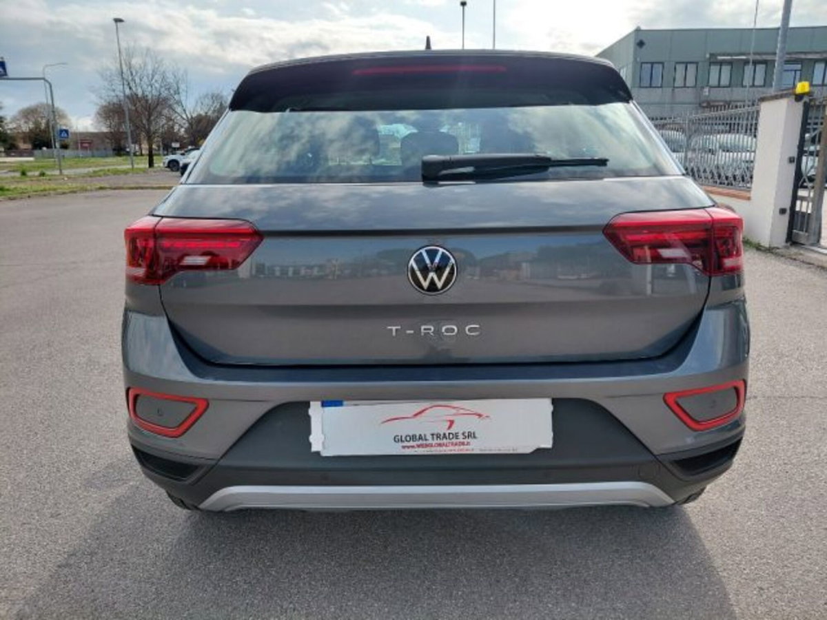 Volkswagen T-Roc 1.5 tsi Life dsg (4)
