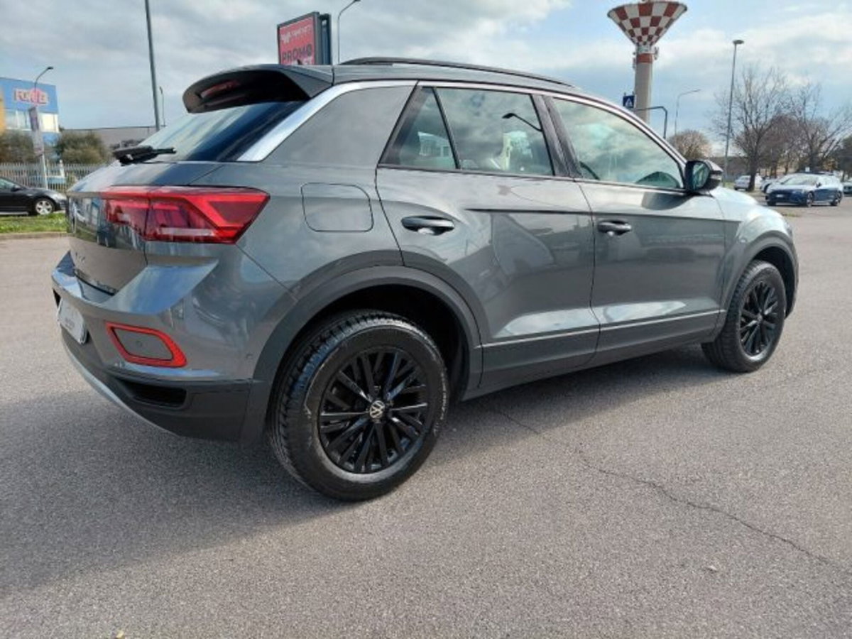 Volkswagen T-Roc 1.5 tsi Life dsg (5)