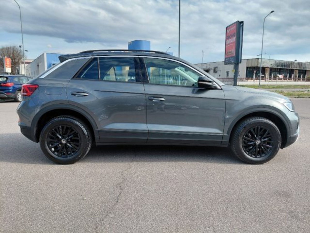 Volkswagen T-Roc 1.5 tsi Life dsg (6)