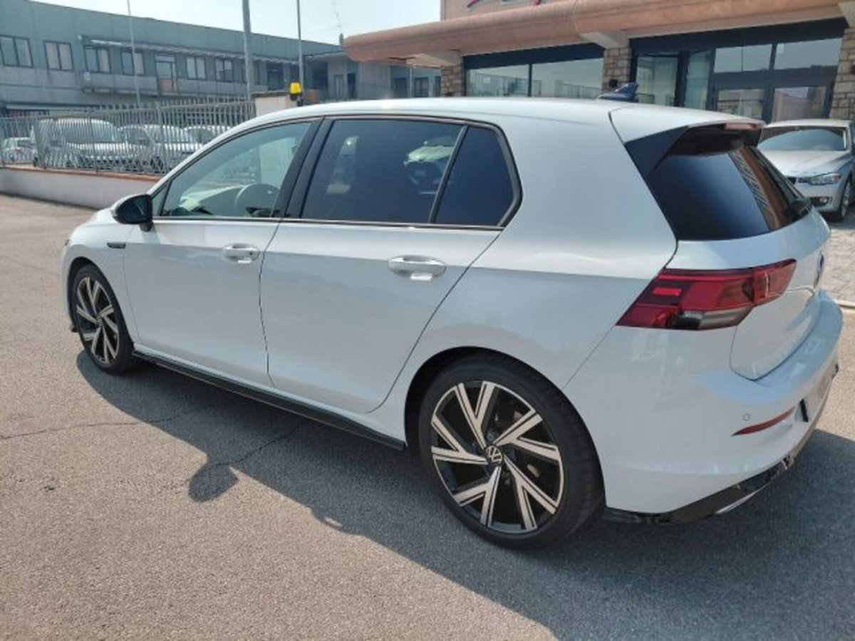 Volkswagen Golf 1.5 TSI 150 CV EVO ACT R-Line (5)