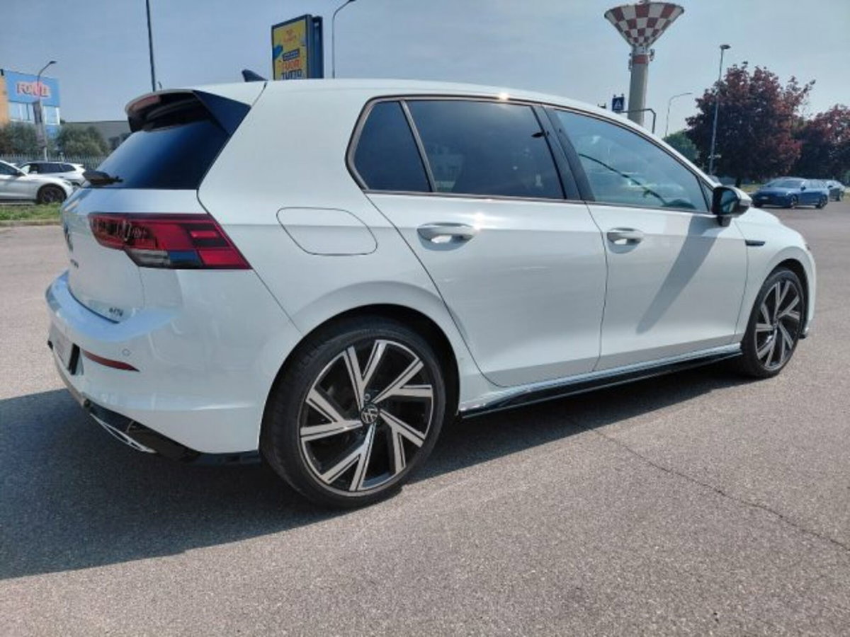 Volkswagen Golf 1.5 TSI 150 CV EVO ACT R-Line (7)