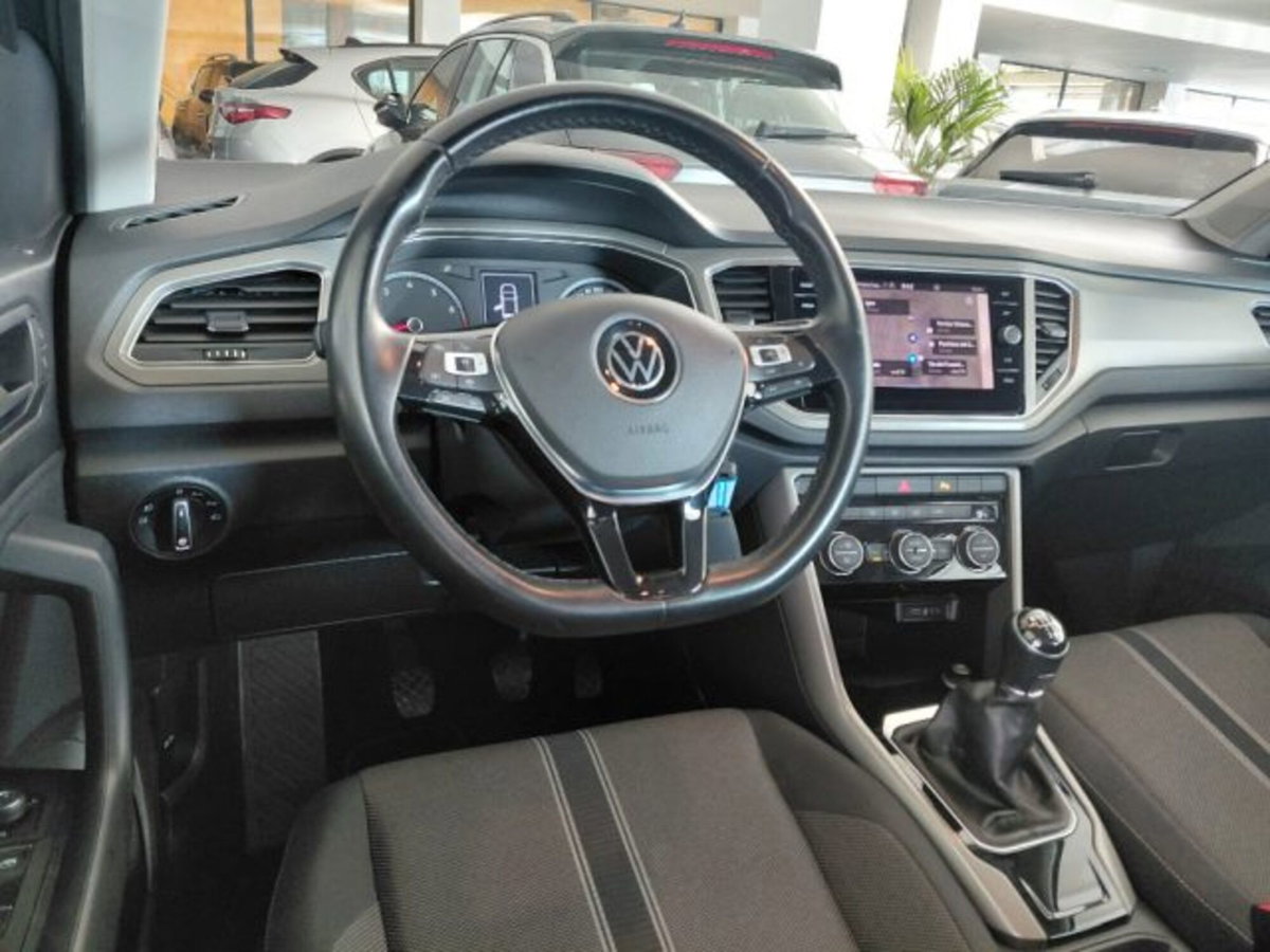 Volkswagen T-Roc 1.0 TSI Business BlueMotion Technology (14)