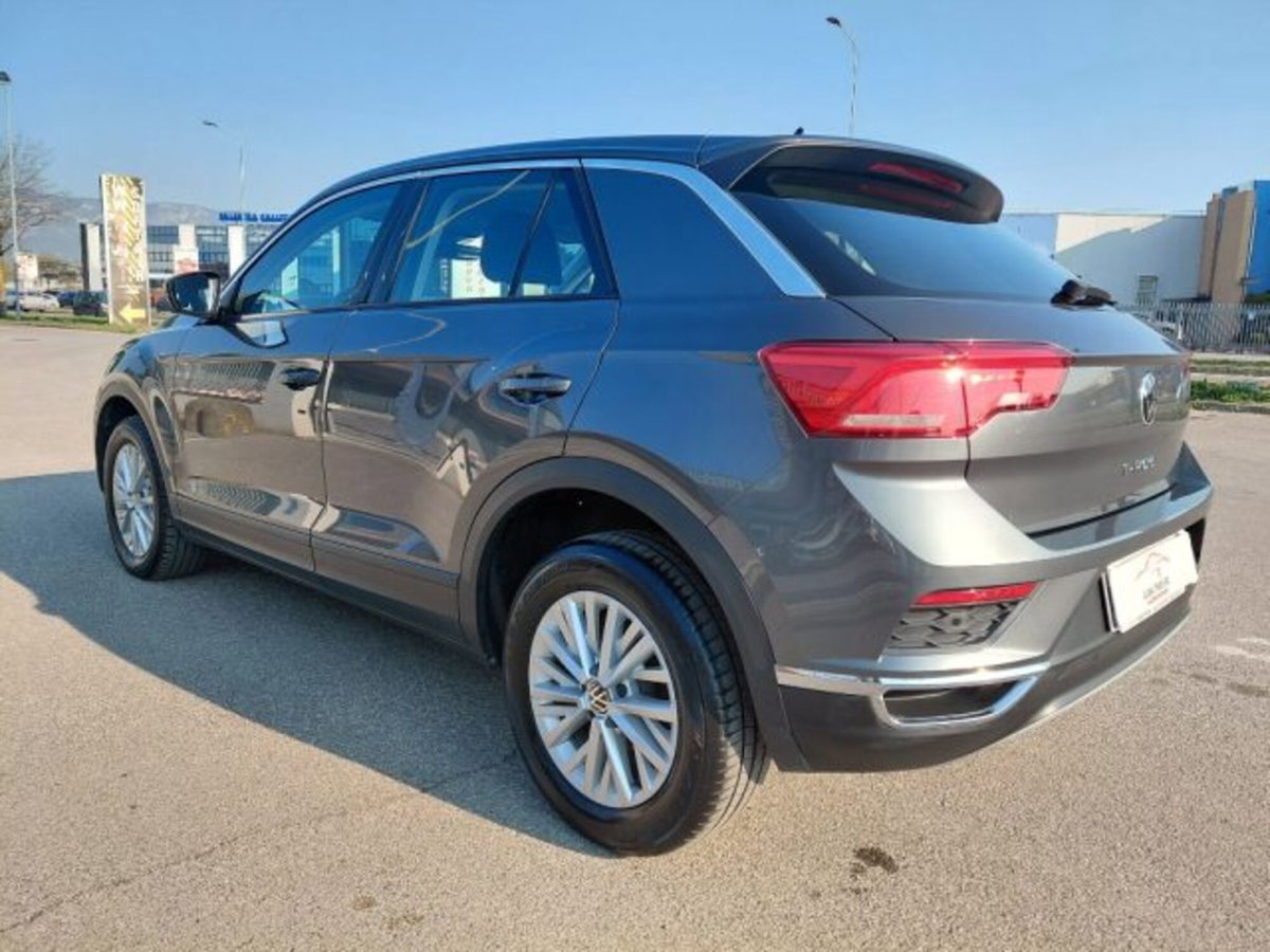 Volkswagen T-Roc 1.0 TSI Business BlueMotion Technology (8)