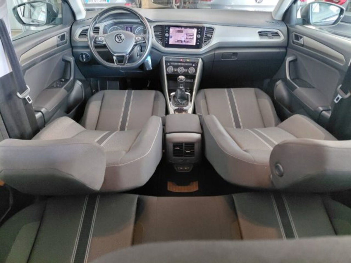 Volkswagen T-Roc 1.0 TSI Business BlueMotion Technology (9)