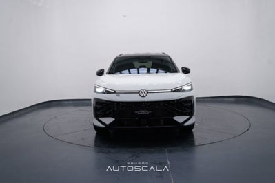 Volkswagen T-Roc 1.5 tsi R-Line dsg (2)