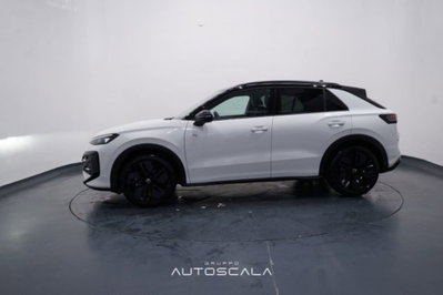 Volkswagen T-Roc 1.5 tsi R-Line dsg (3)