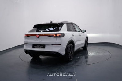 Volkswagen T-Roc 1.5 tsi R-Line dsg (6)