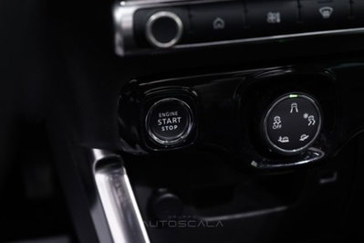 Citroen C3 Aircross BlueHDi 110 S&S Shine Pack (18)