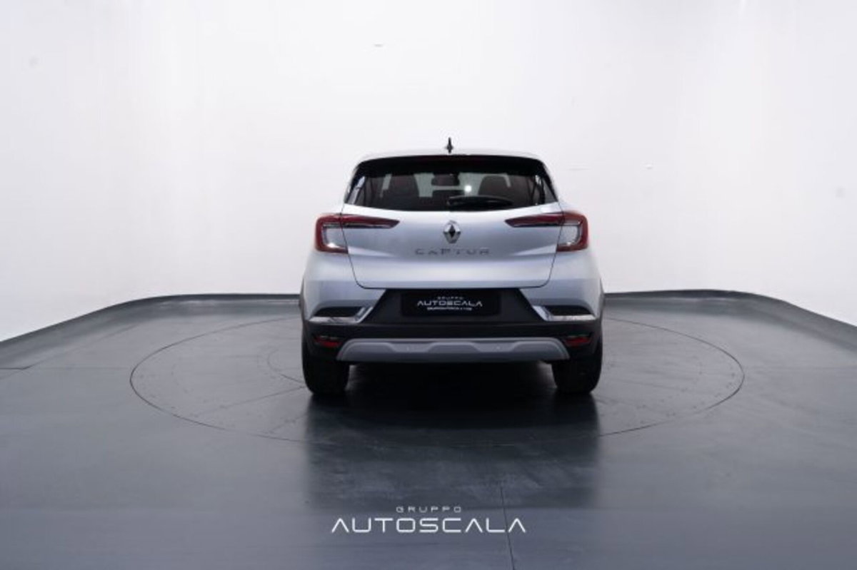 Renault Captur 1.0 tce Techno 90cv (6)
