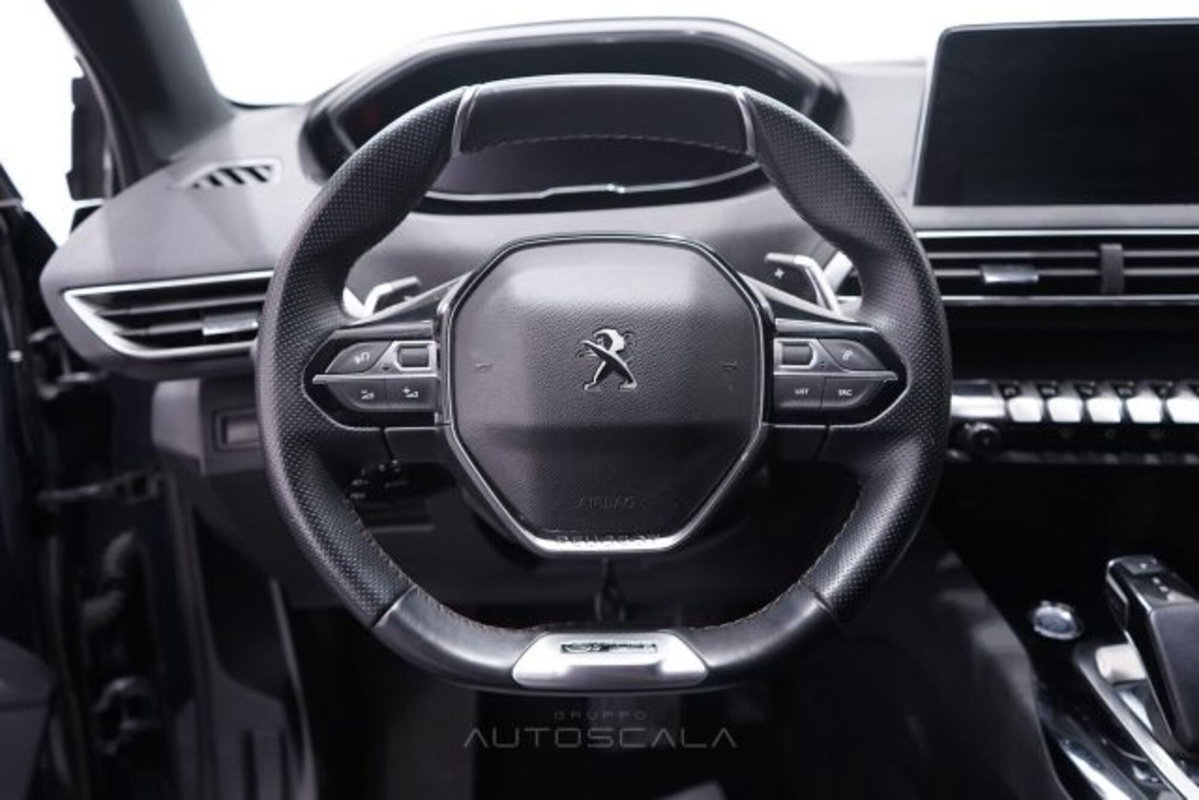 Peugeot 3008 BlueHDi 130 S&S EAT8 GT Line (11)