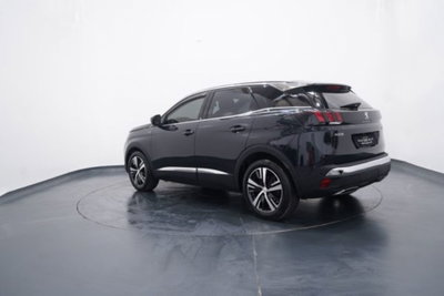 Peugeot 3008 BlueHDi 130 S&S EAT8 GT Line (4)