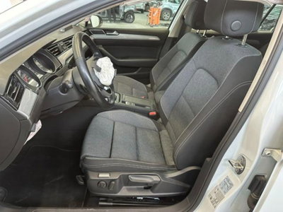 Volkswagen Passat Variant 2.0 TDI SCR EVO DSG Business (10)