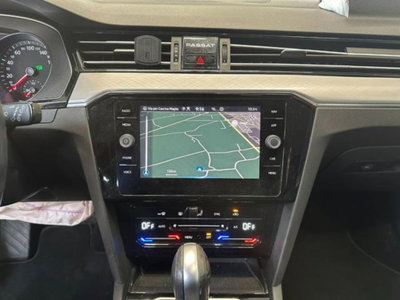 Volkswagen Passat Variant 2.0 TDI SCR EVO DSG Business (15)