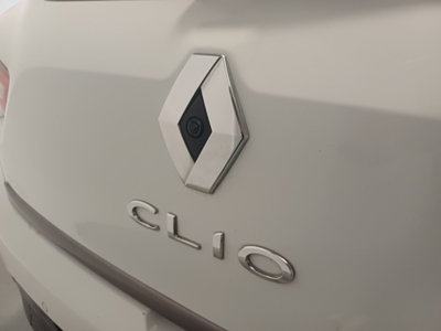 Renault Clio 1.5 dCi 8V 75CV 5 porte Costume National (19)
