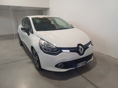 Renault Clio 1.5 dCi 8V 75CV 5 porte Costume National (6)