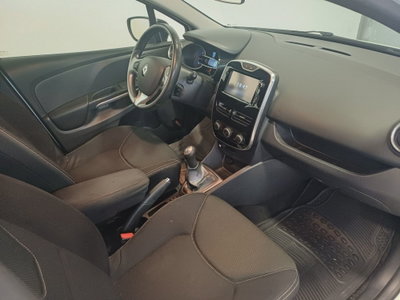 Renault Clio 1.5 dCi 8V 75CV 5 porte Costume National (7)