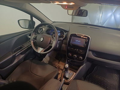 Renault Clio 1.5 dCi 8V 75CV 5 porte Costume National (8)